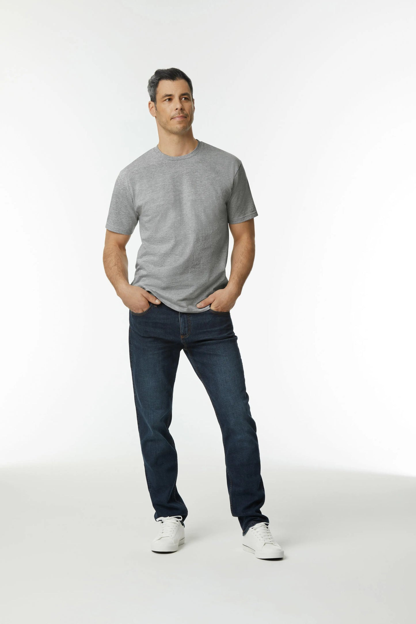 GD024 Gildan Midweight T-Shirt.